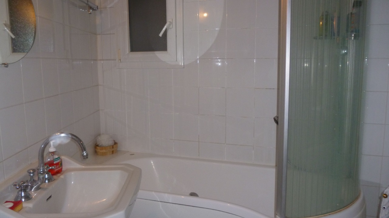 Photo of Bathroom in Quartier de la Roquette