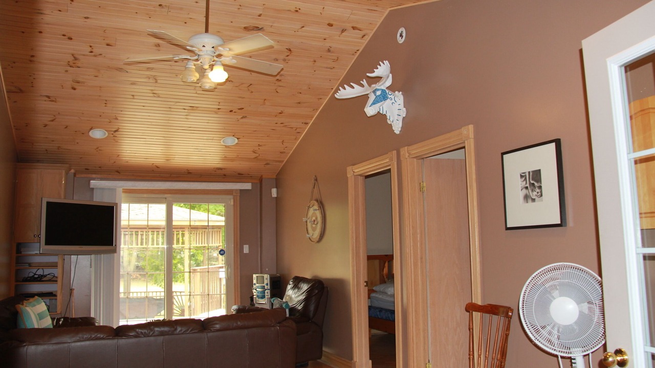 Photo of Livingroom in Lambton Shores