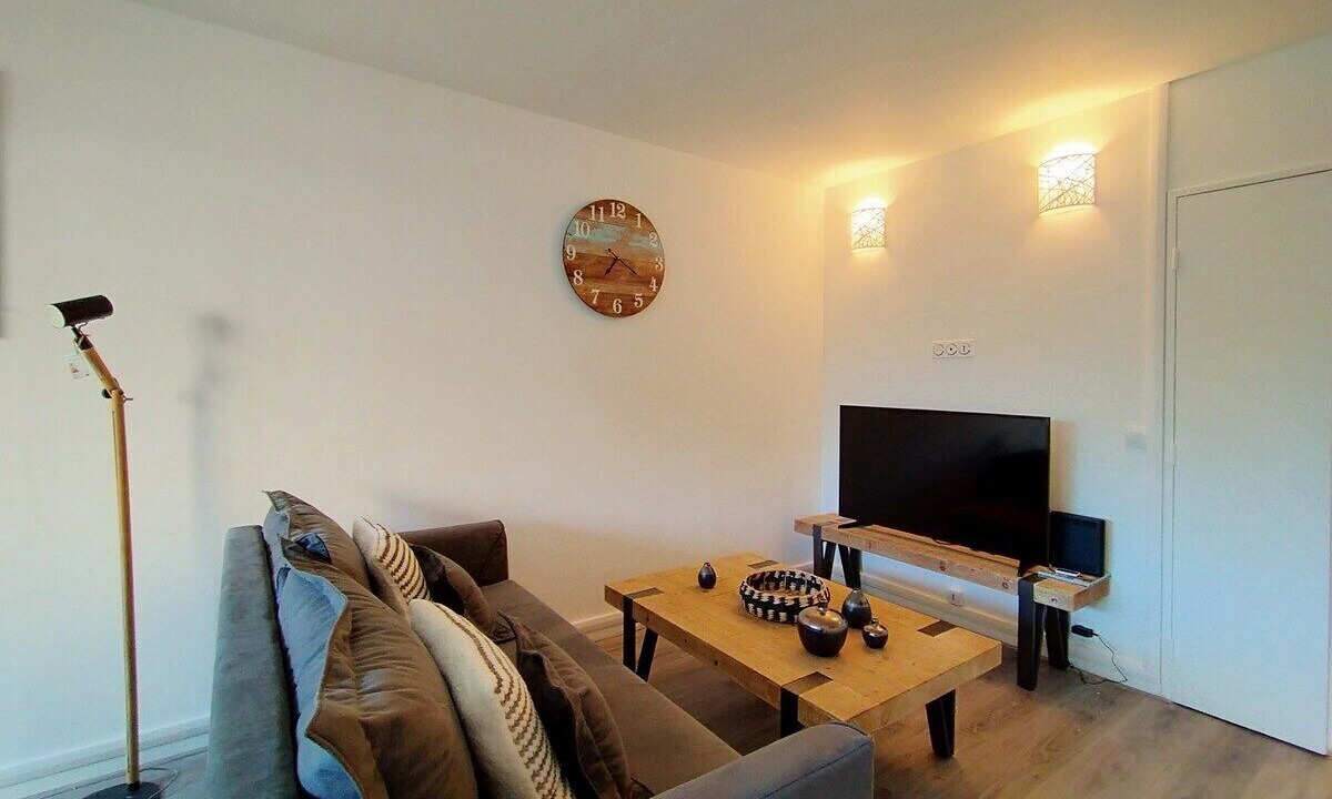 Photo of Livingroom in Gennevilliers