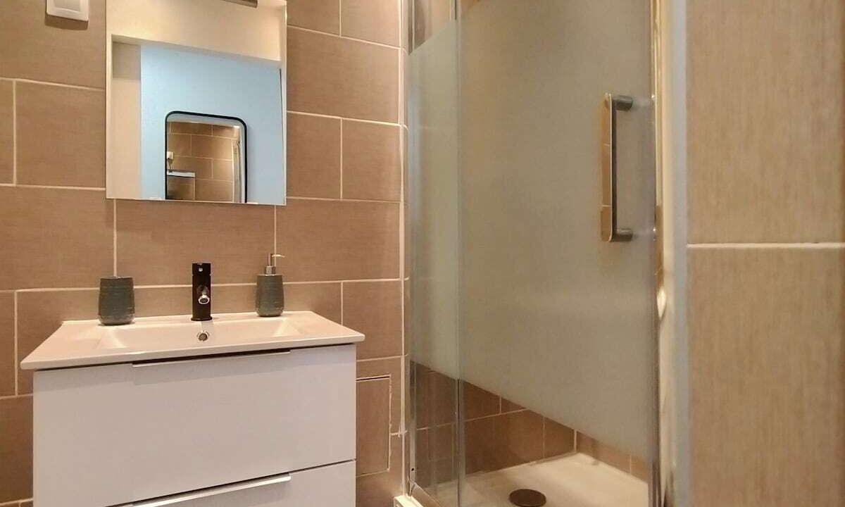 Photo of Bathroom in Gennevilliers