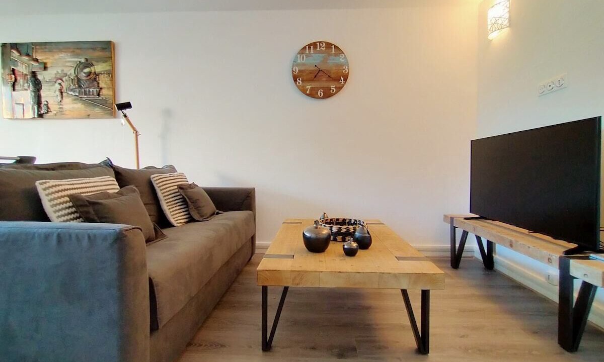 Photo of Livingroom in Gennevilliers