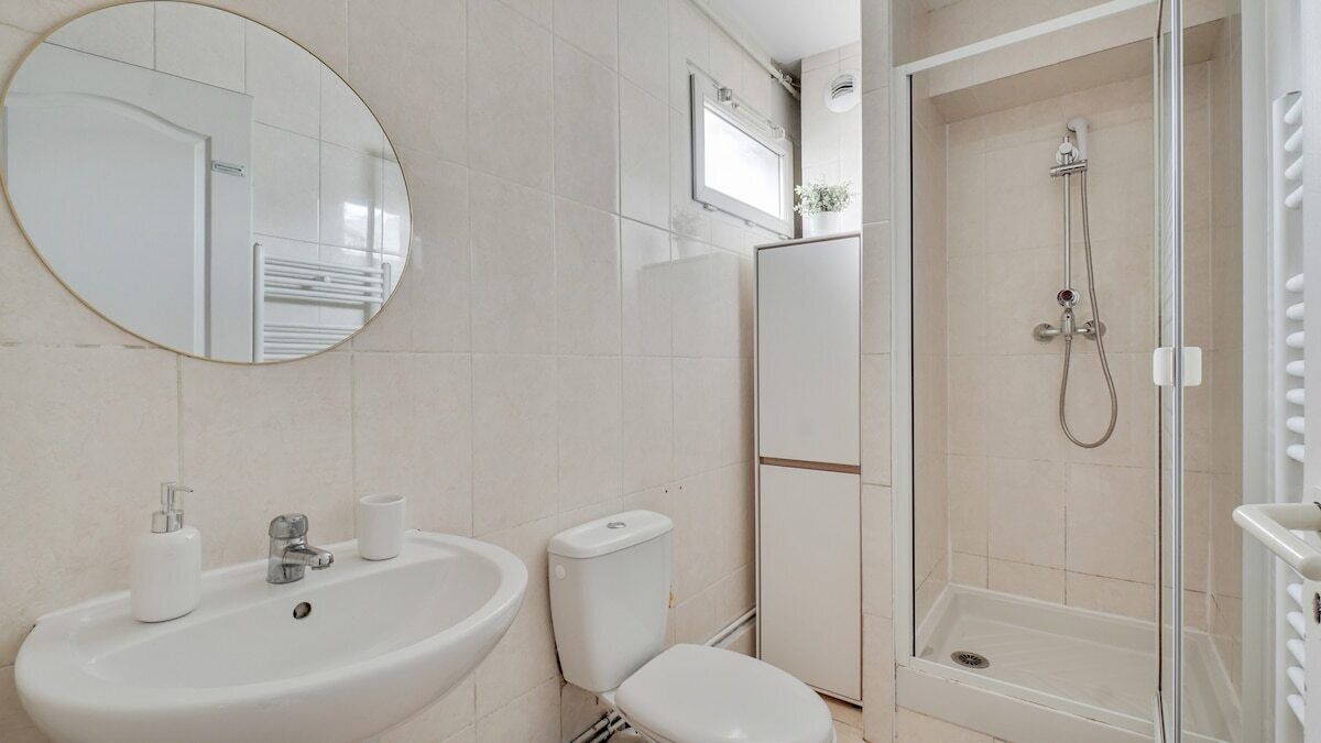 Photo of Bathroom in Aubervilliers