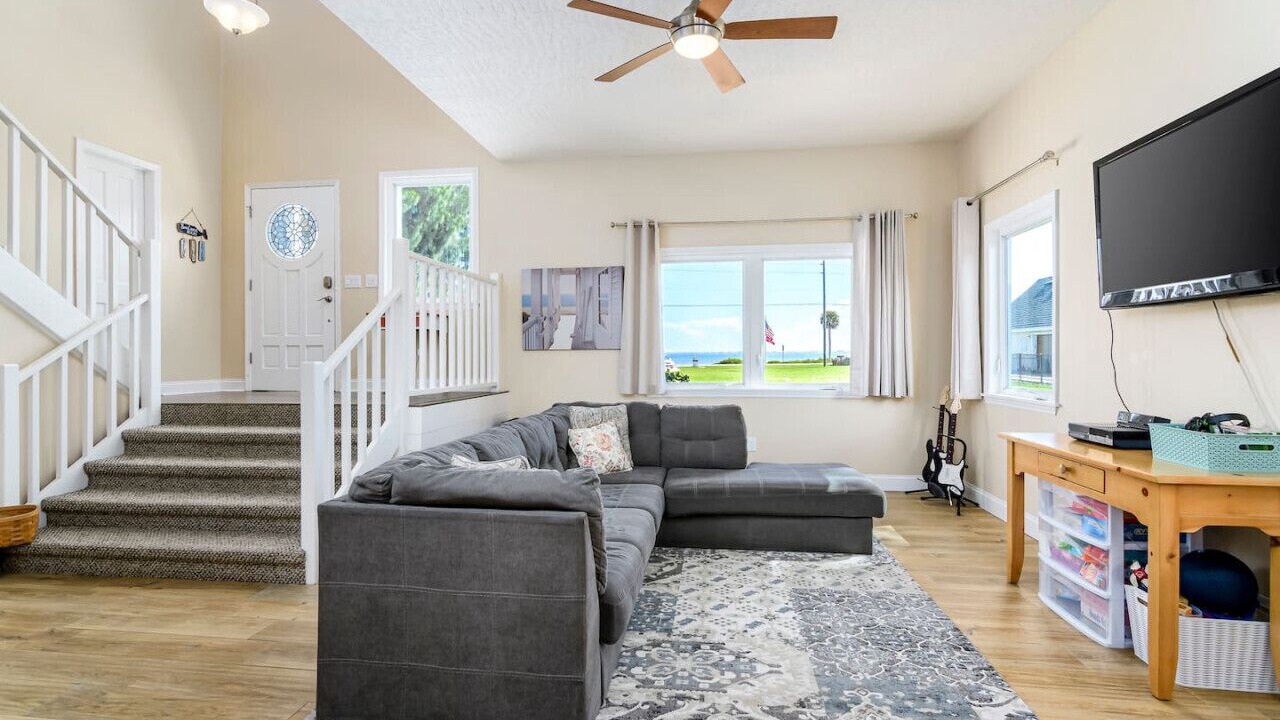 Photo of Bedroom in Tropic