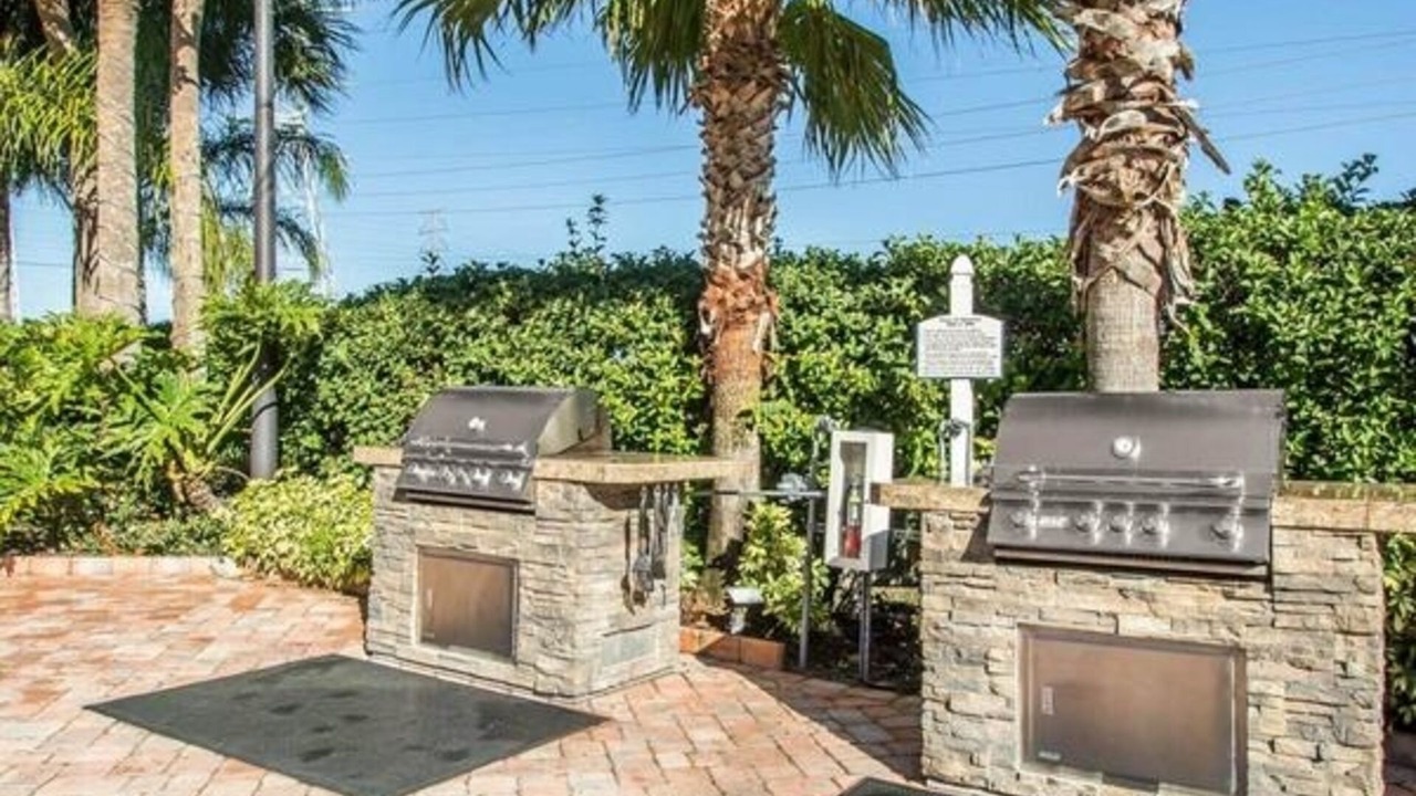 Photo of Patio Balcony in Florida Center