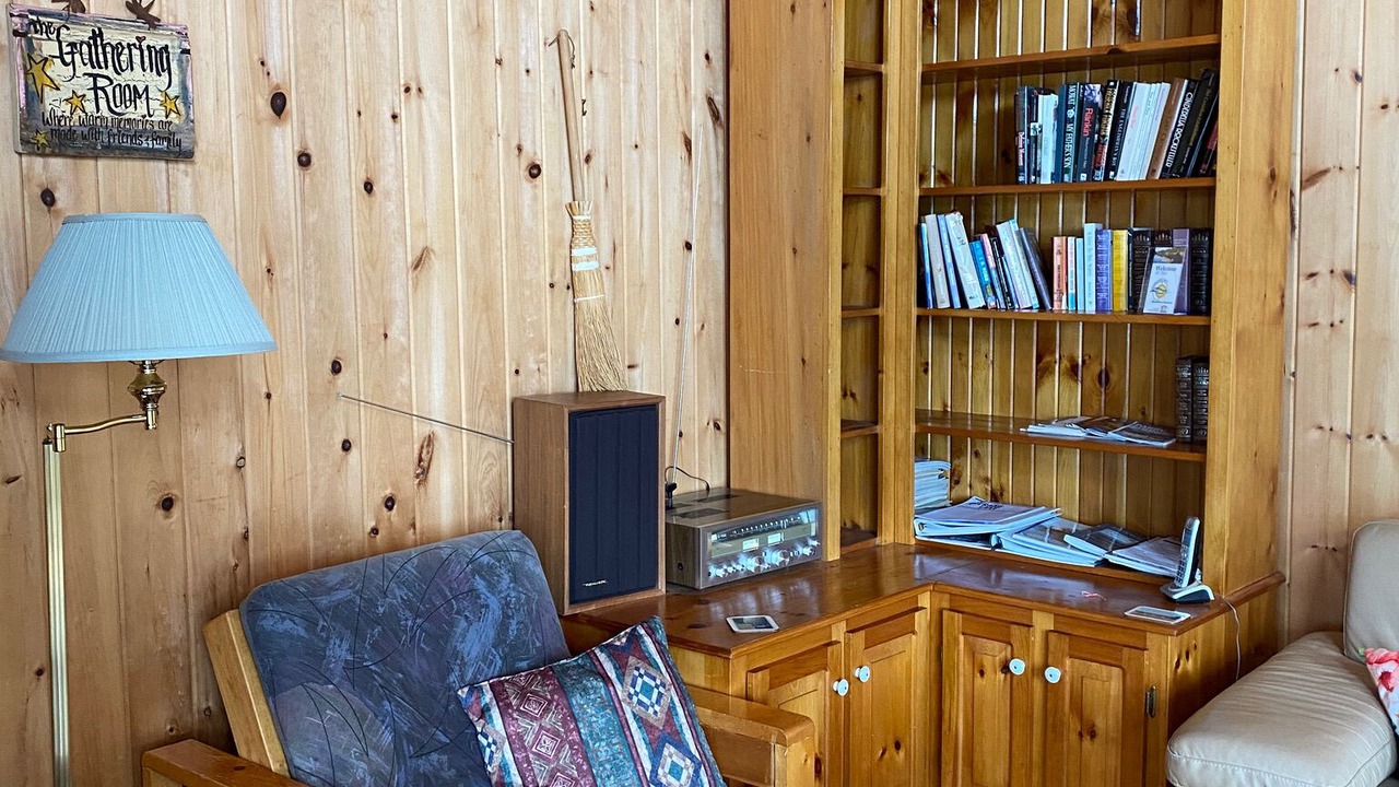 Photo of Livingroom in Otter Lake