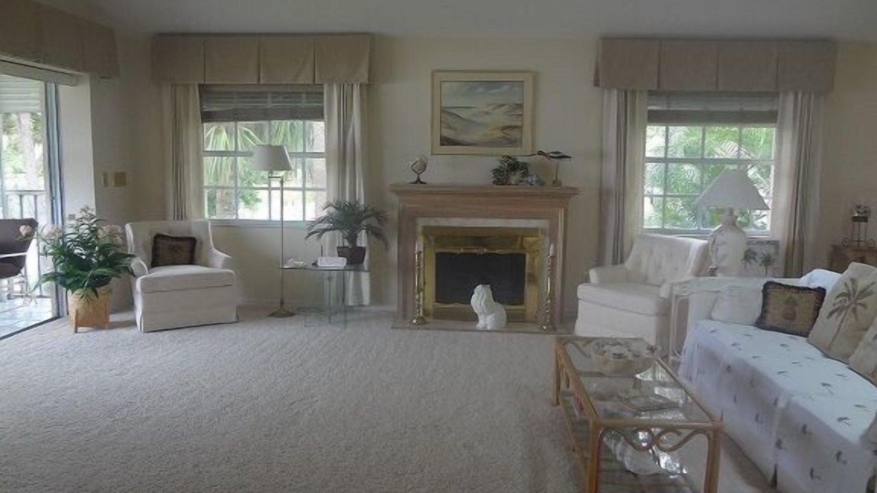 Photo of Livingroom in Kings Lake