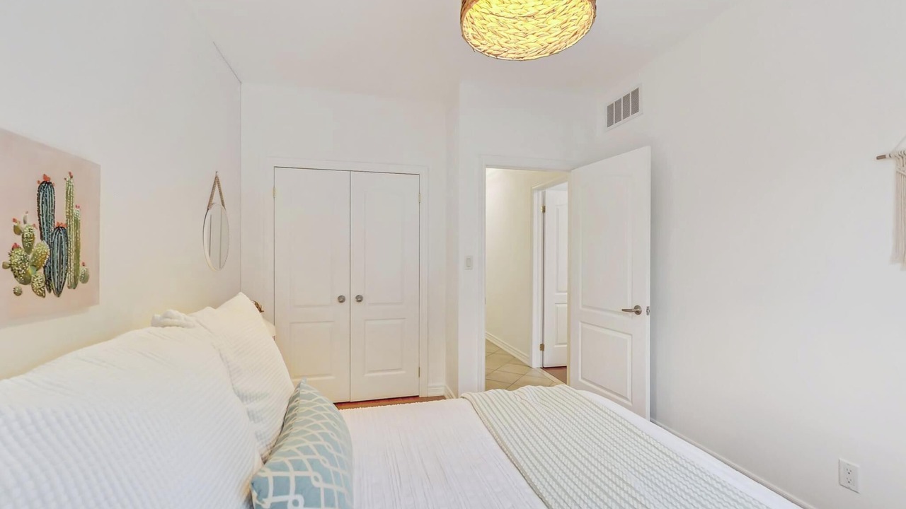 Photo of Bedroom in Bluewater Beach