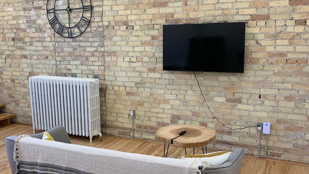 Photo of Livingroom in Kincardine