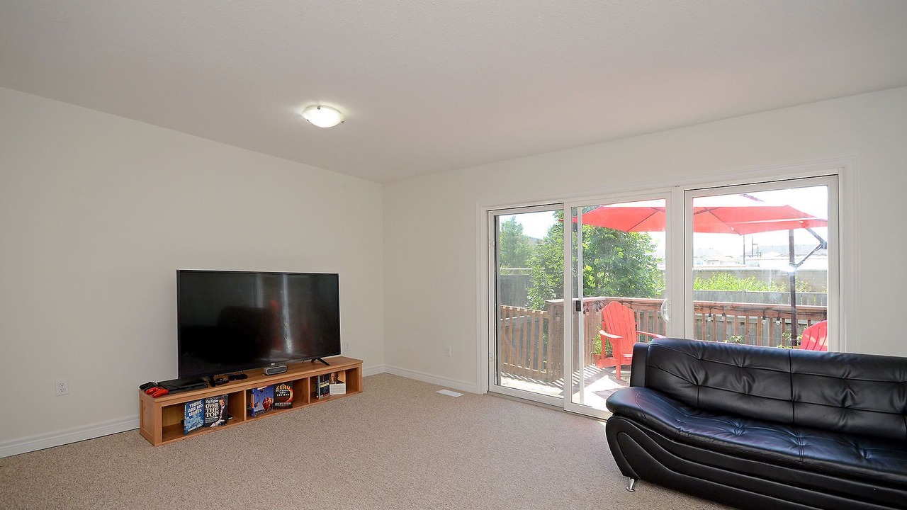 Photo of Livingroom in Guelph