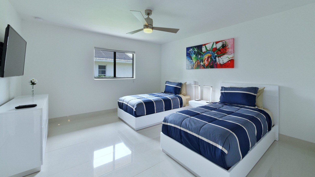 Photo of Bedroom in Eight Lakes