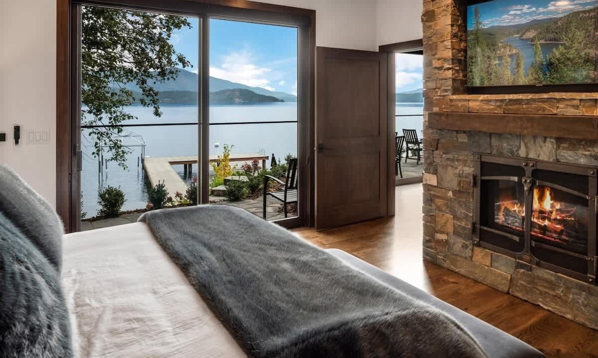 Photo of Livingroom in Sandpoint