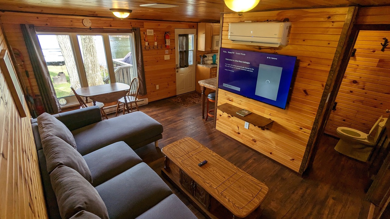 Photo of Livingroom in Port Severn