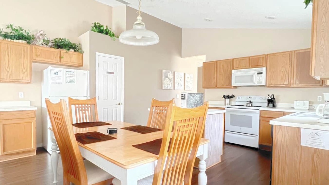 Photo of Others in Lake Davenport Estates