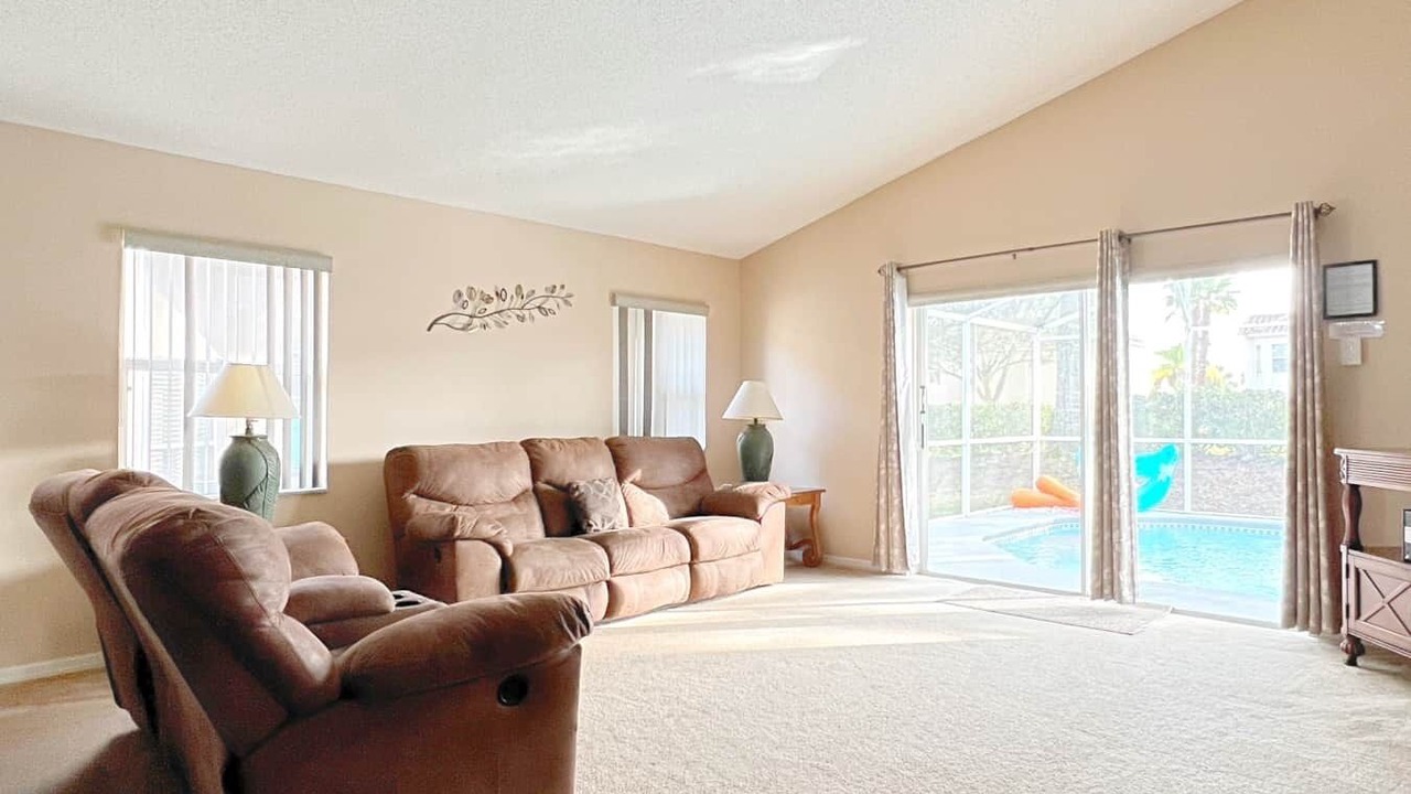 Photo of Others in Lake Davenport Estates