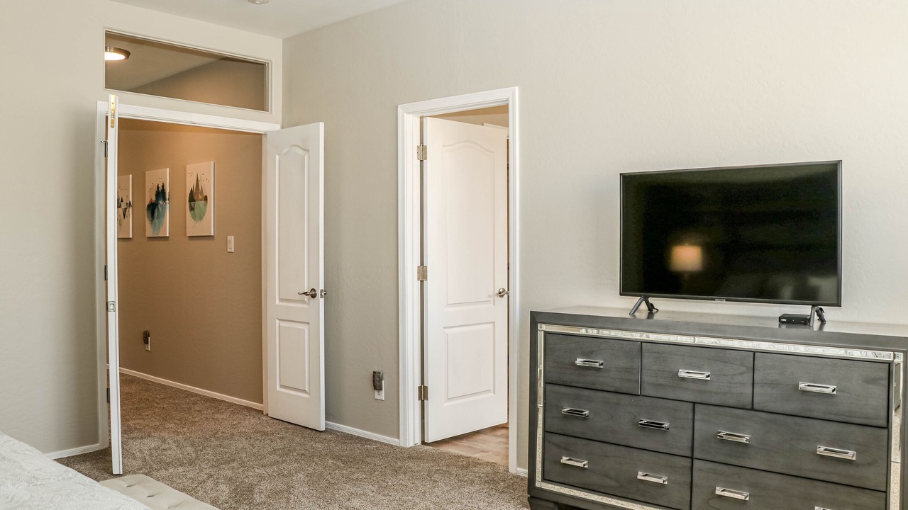 Photo of Bedroom in Val Vista Lakes