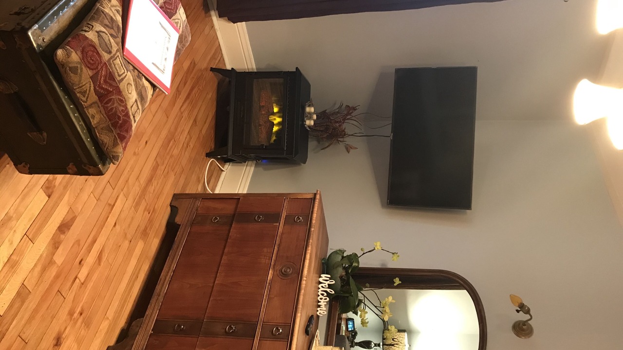 Photo of Livingroom in South River