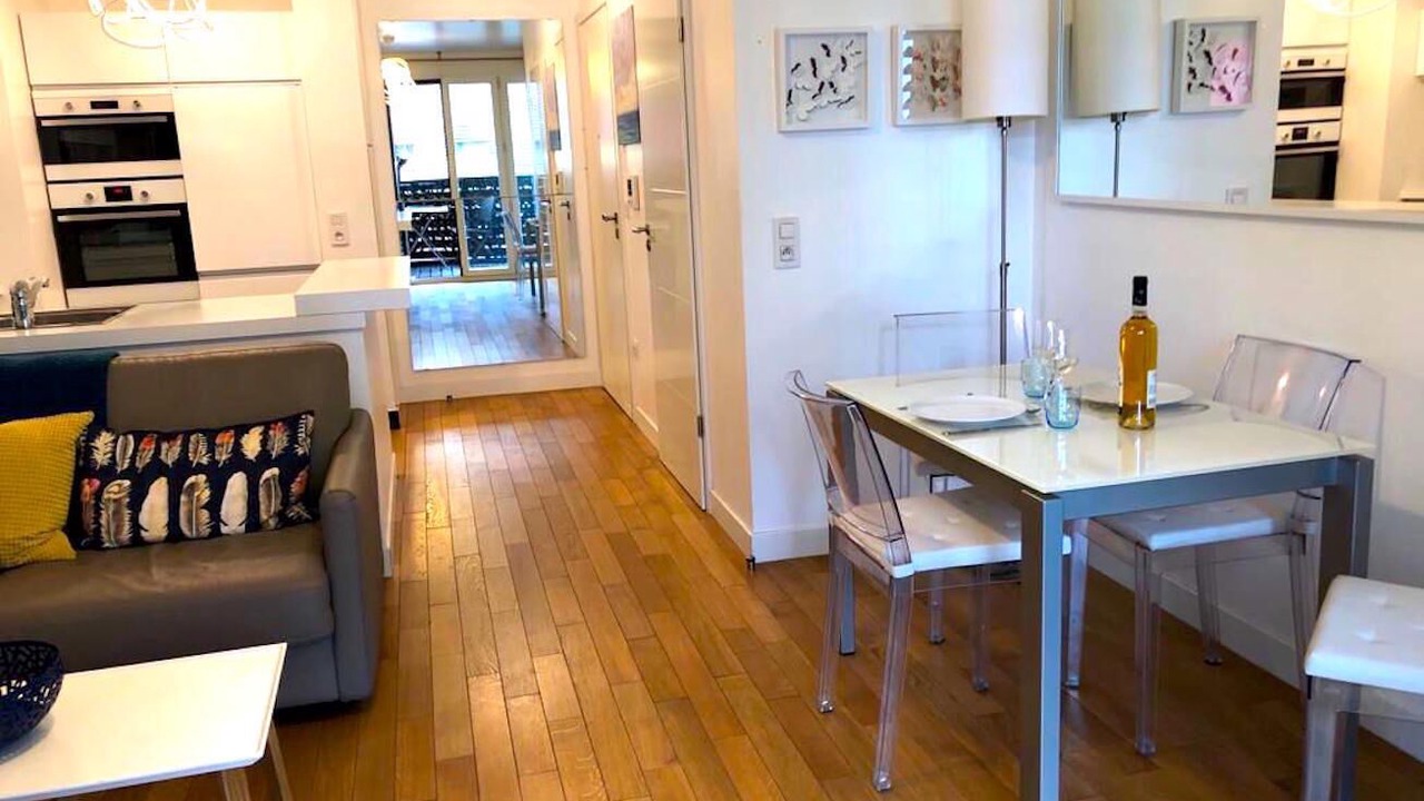 Photo of Bedroom in Grenelle