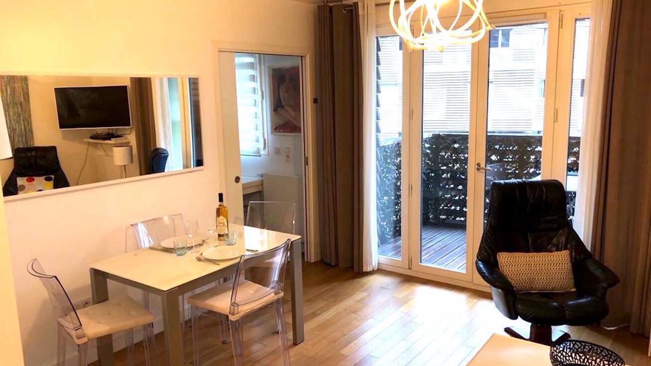 Photo of Bedroom in Grenelle