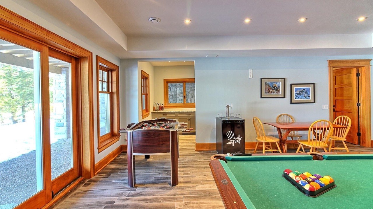 Photo of Bedroom in Muskoka Lakes