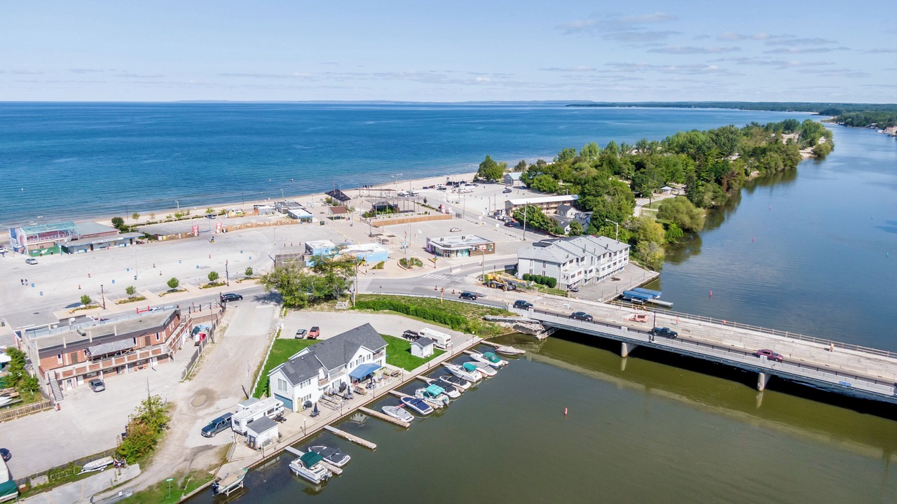 Photo of Outdoor in Wasaga Beach