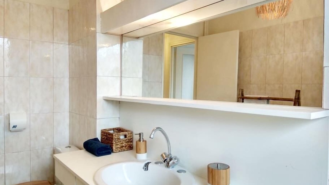 Photo of Bathroom in Saint-Denis