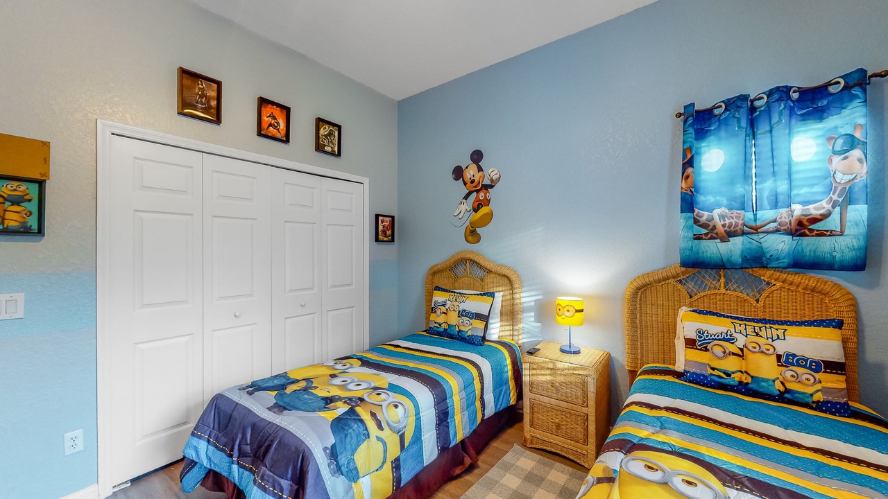 Photo of Bedroom in Bahama Bay