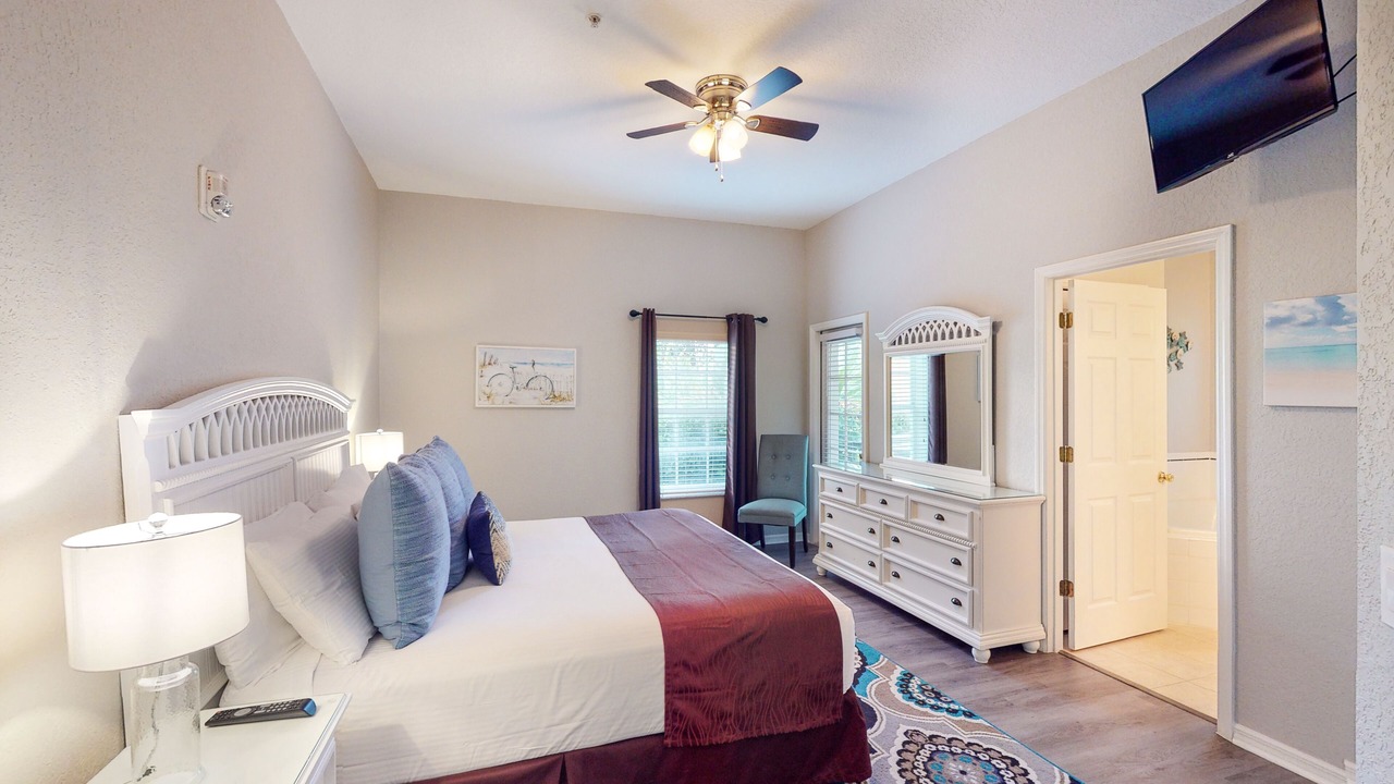 Photo of Bedroom in Bahama Bay