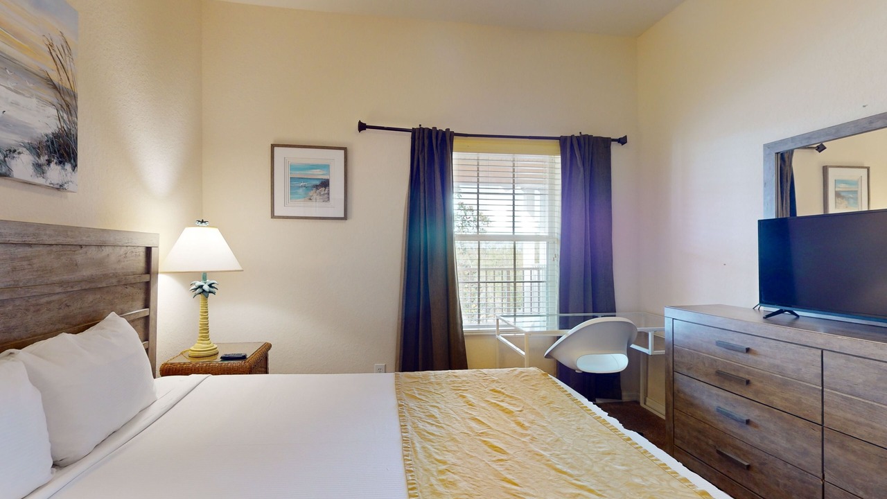 Photo of Bedroom in Bahama Bay