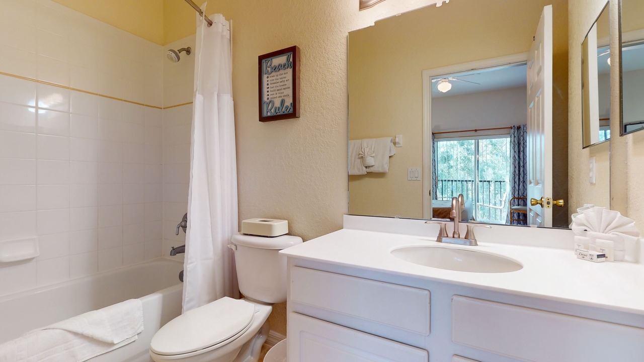 Photo of Bathroom in Bahama Bay