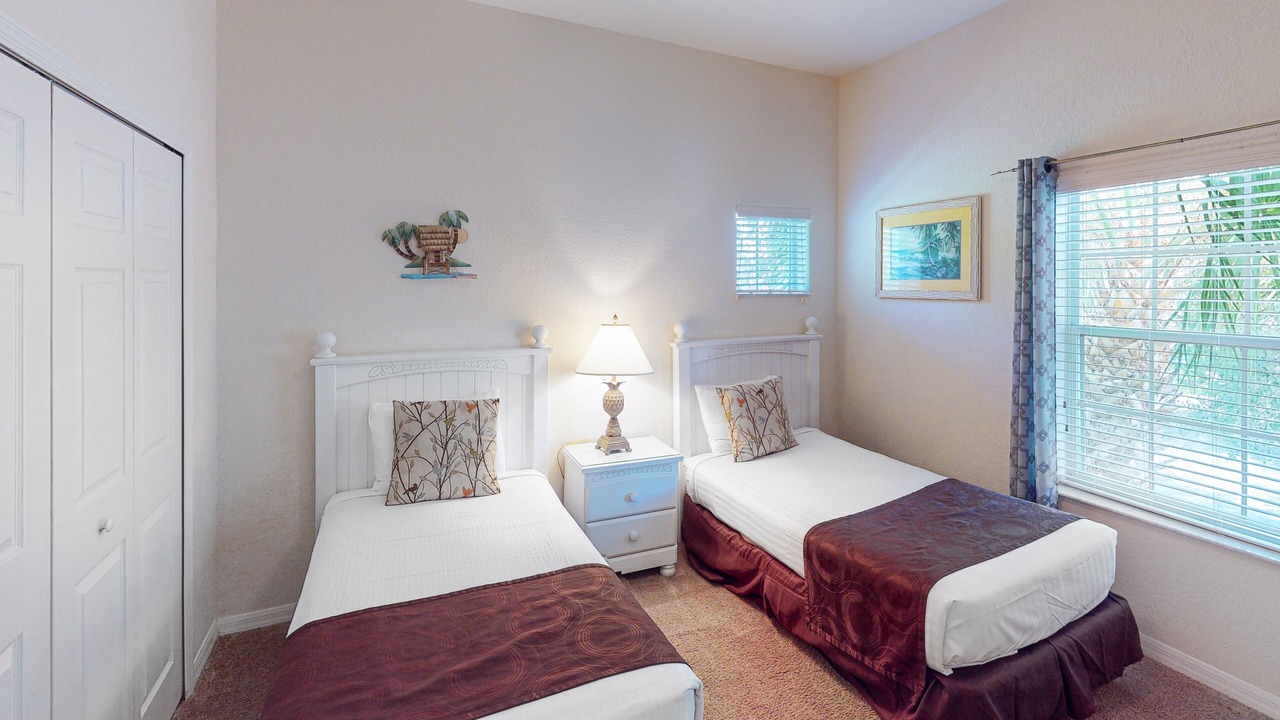 Photo of Bedroom in Bahama Bay