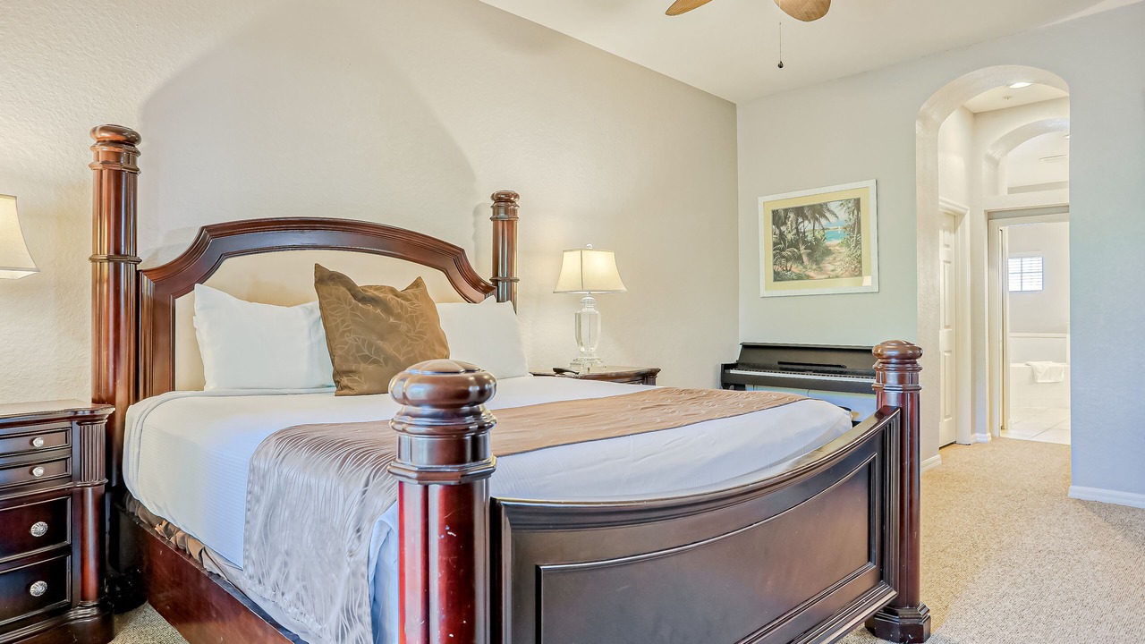 Photo of Bedroom in Bahama Bay