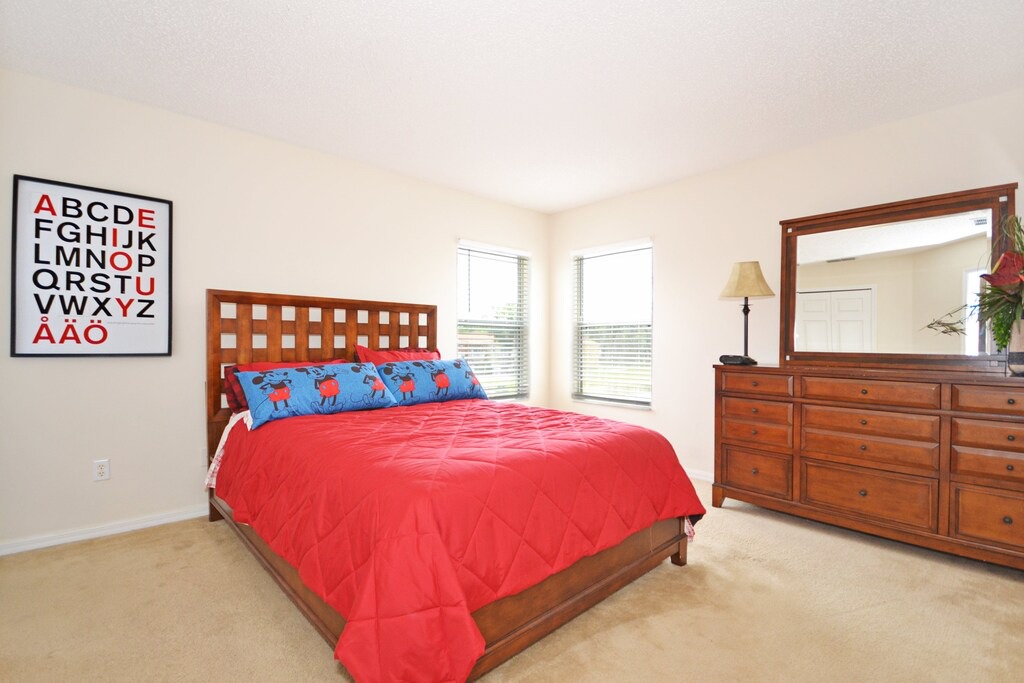 Photo of Bedroom in Seasons