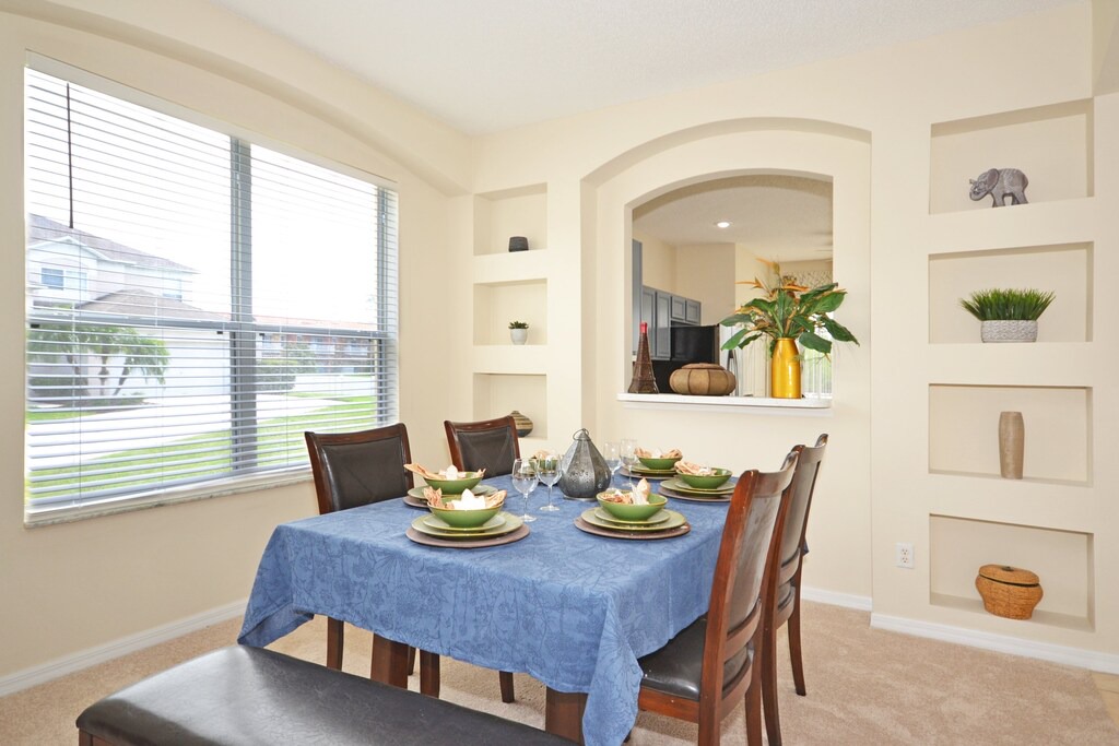 Photo of Livingroom in Seasons