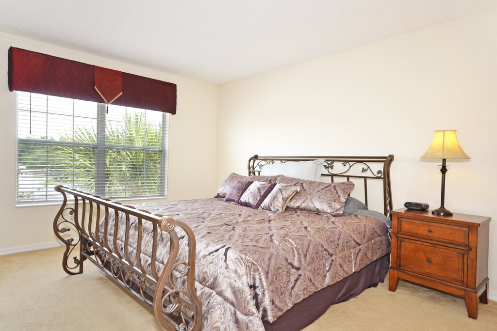Photo of Bedroom in Seasons