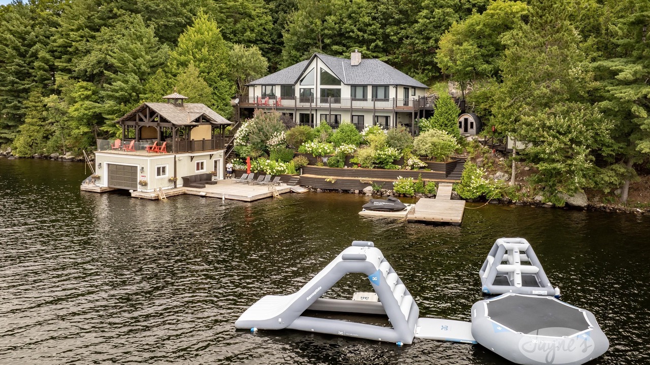 Photo of Others in Rosseau