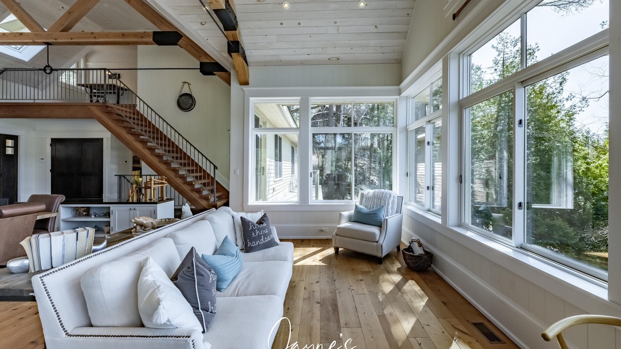Photo of Bedroom in Rosseau