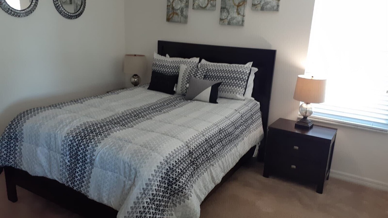 Photo of Bedroom in Watersong