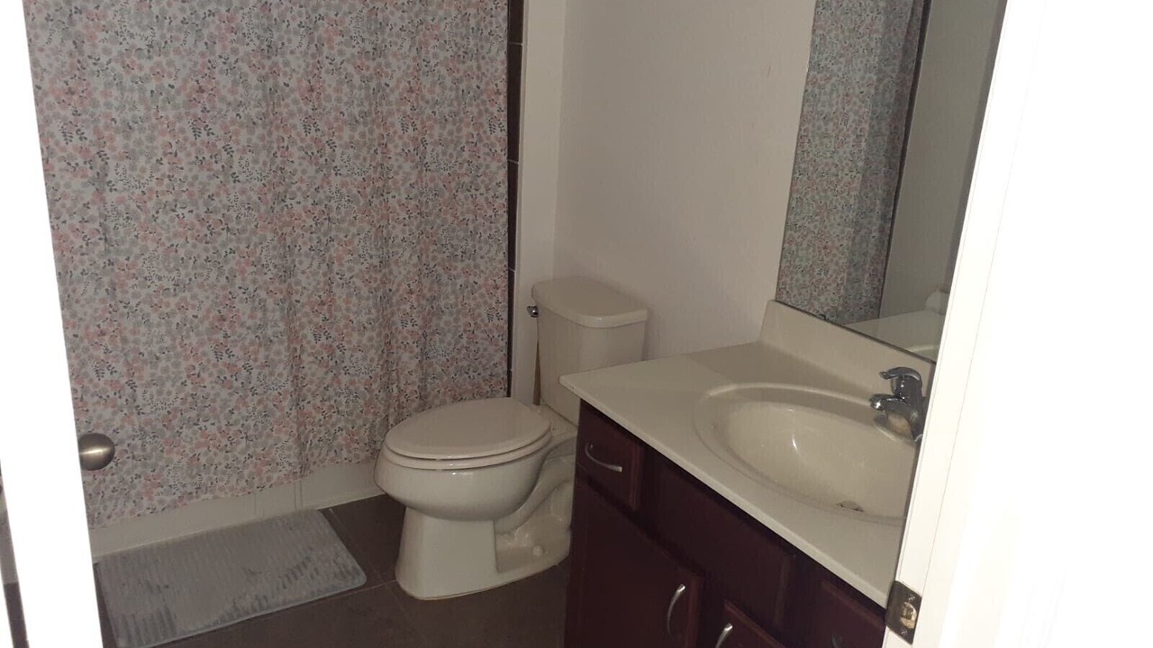 Photo of Bathroom in Watersong