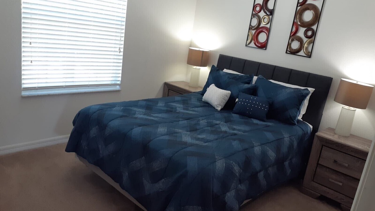 Photo of Bedroom in Watersong