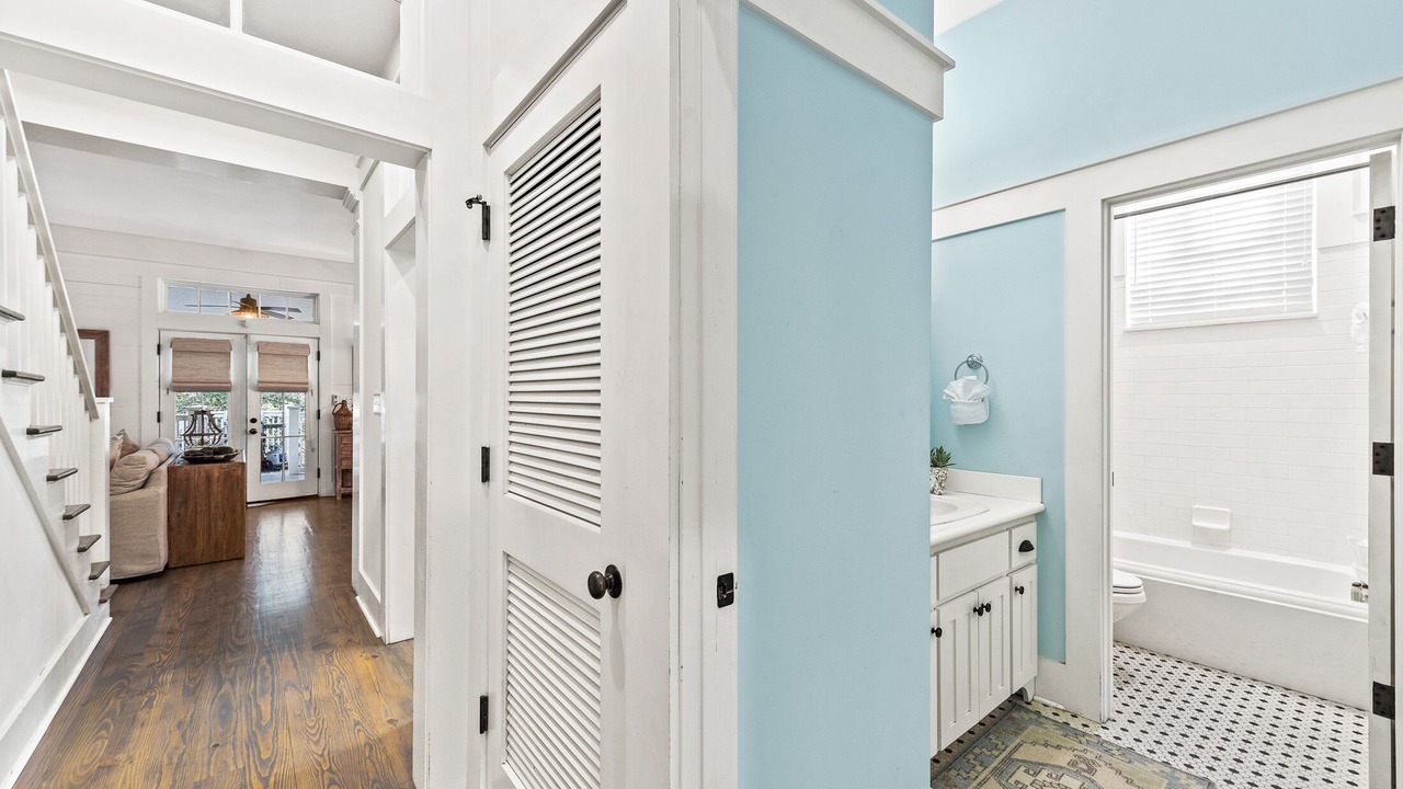 Photo of Bathroom in Cottage District
