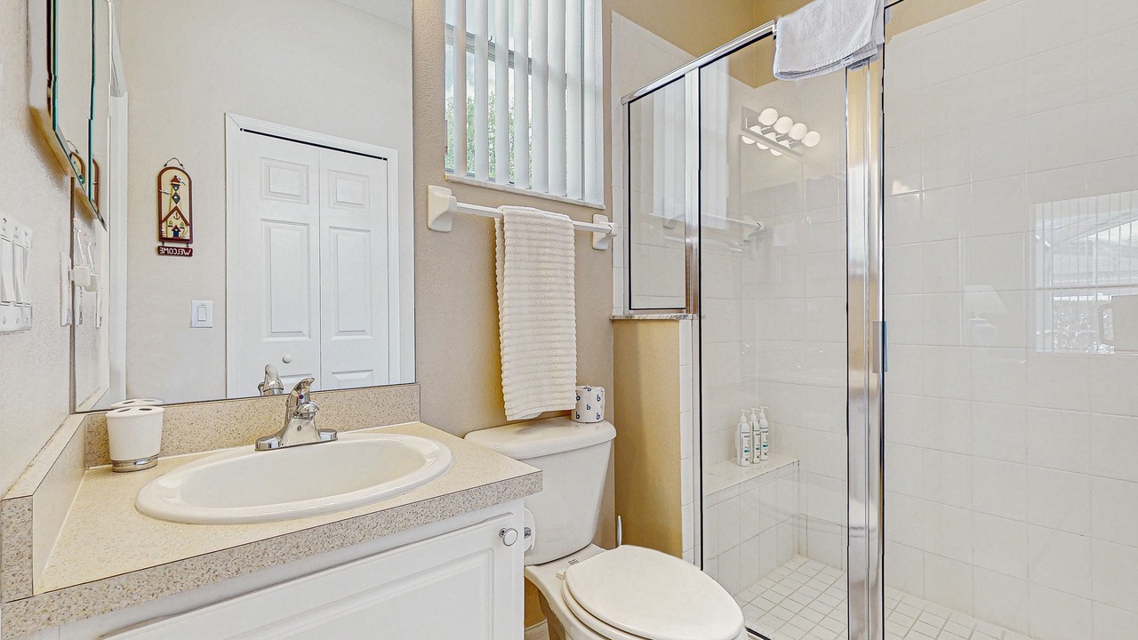 Photo of Bathroom in Calabay Parc