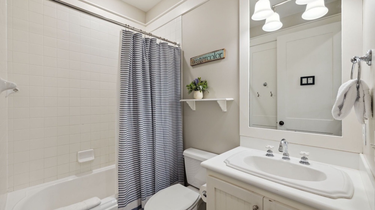 Photo of Bathroom in Watercolor