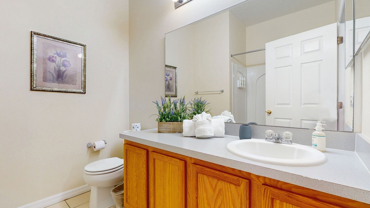 Photo of Bathroom in Windwood Bay