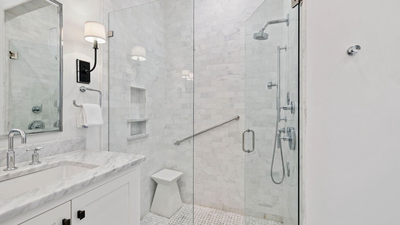 Photo of Bathroom in WaterSound Beach