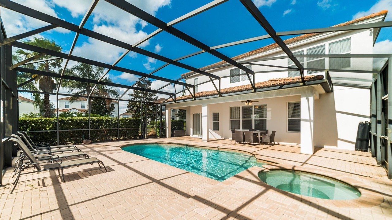 Photo of Outdoor in Windsor Hills