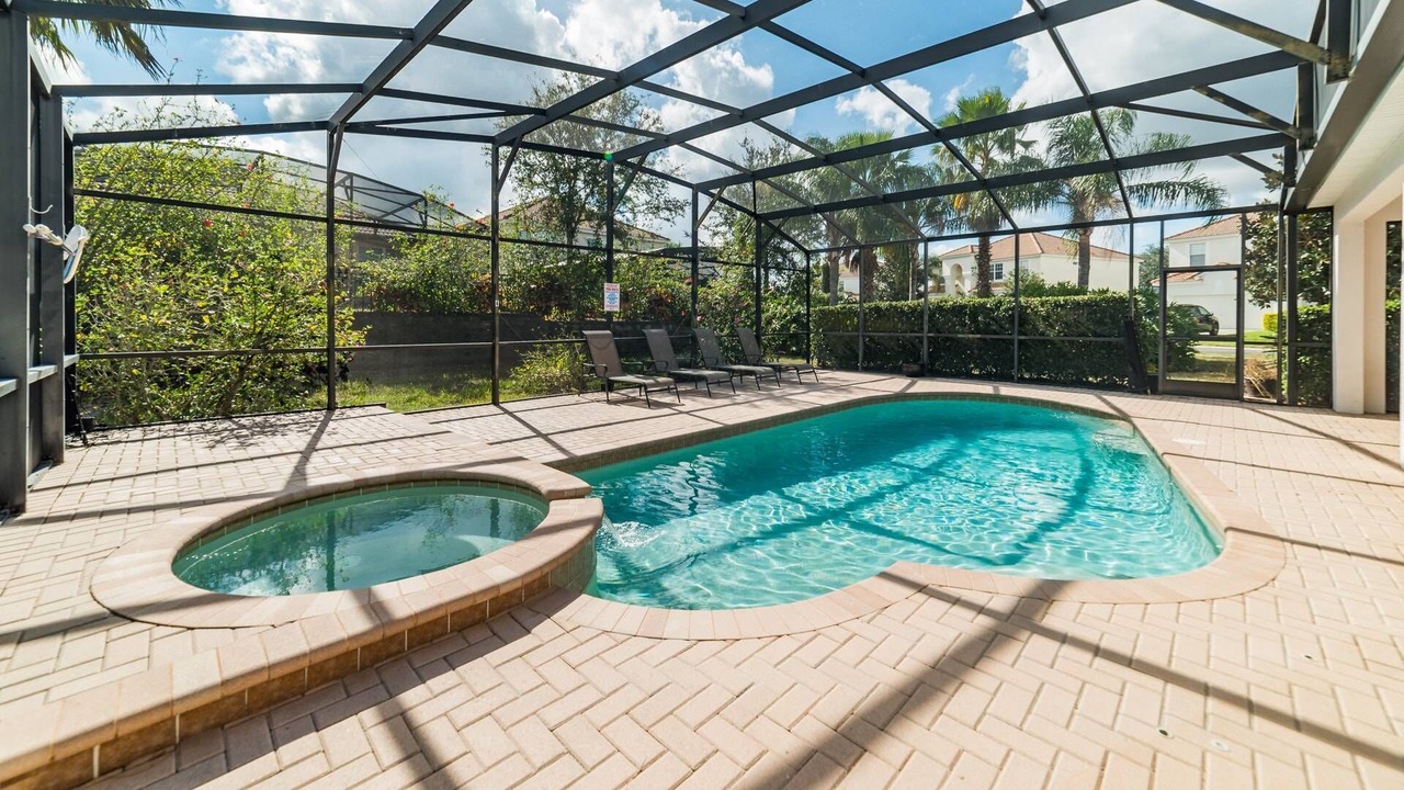 Photo of Outdoor in Windsor Hills