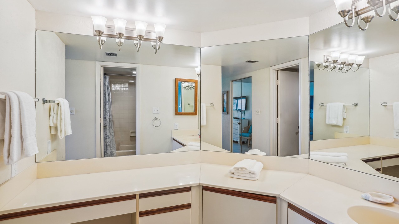 Photo of Bathroom in Sunset Beach