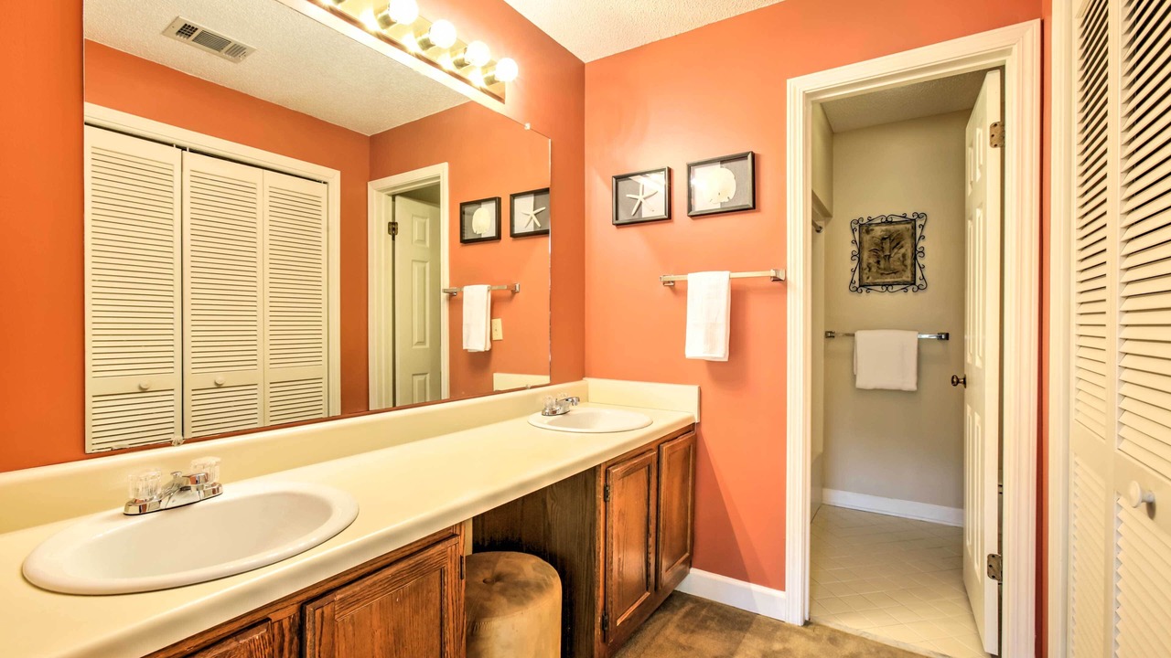 Photo of Bathroom in Niceville