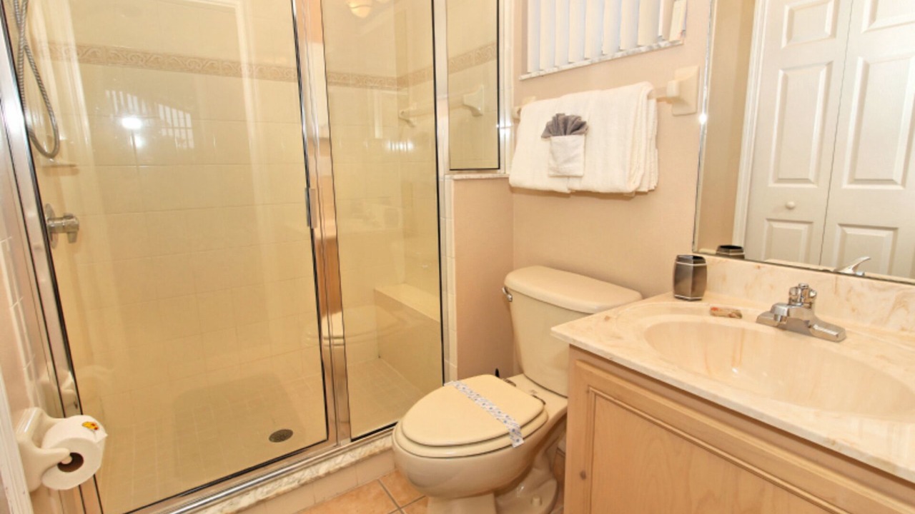 Photo of Bathroom in Calabay Parc
