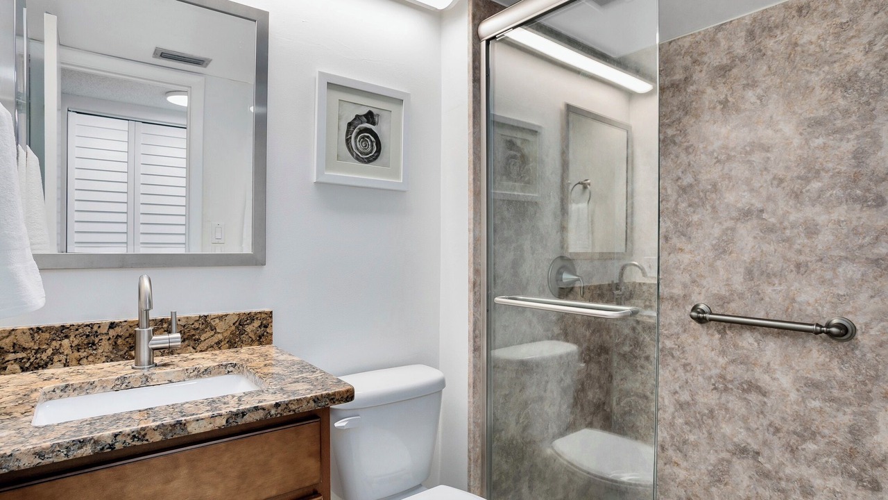 Photo of Bathroom in Avon By The Sea